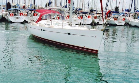 Charter Cruising Monohull  BENETEAU OCEANIS 47