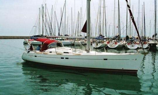 Charter Cruising Monohull  BENETEAU OCEANIS 47
