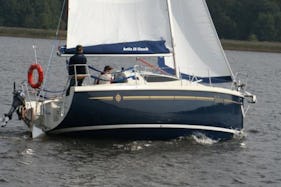 Belarus - travel on the Braslaw lakes on the yacht Antil 26cl Traveler