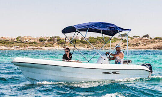 Louez un bateau ponté « Andromeda » de 16 pieds à Majorque, en Espagne