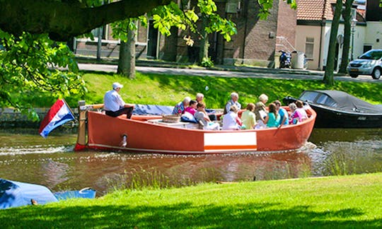 Smidtje canal cruises Bavo (open boat) in Haarlem