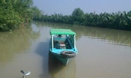 Alugue um bote em Pathein, Myanmar (Birmânia)