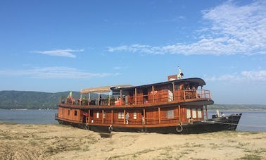 Location de yacht à moteur RV Innwa à Mandalay, Myanmar (Birmanie)