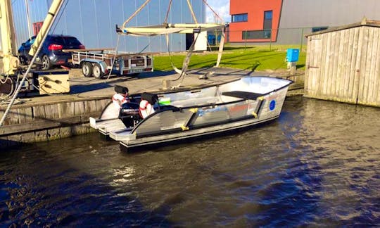 Rent 16' Workout Canal Boat in Harlingen, Friesland