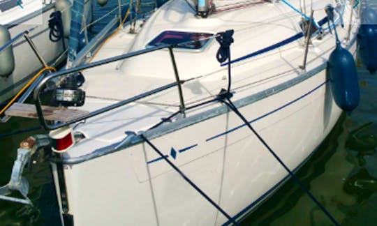 Charter 31' Stern Cruising Monohull in Workum, Netherlands