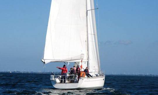 Charter Hanse 430e - Isle of Ruegen