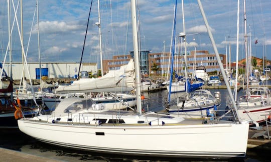 Charter Hanse 430e - Isle of Ruegen