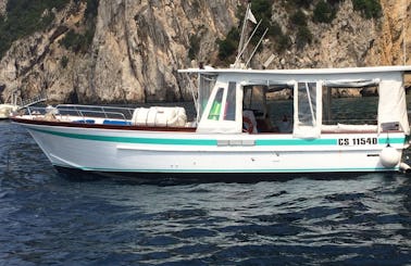 Remarkable Boat Trip Around Amalfi Coast Aboard 44' Motor Yacht