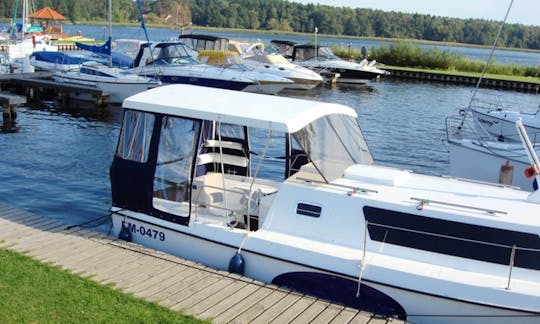 27' Rudolf Motor Yacht rental in Warmińsko-mazurskie, Poland