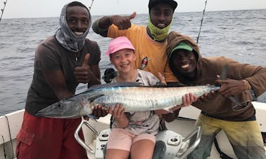 Desfrute da pesca em Watamu, Quênia, em um console central para até 4 pescadores