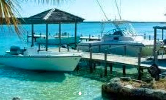 All Day Private Sightseeing Cruise In Nassau & Nassau Cays, The Bahamas (8hrs)