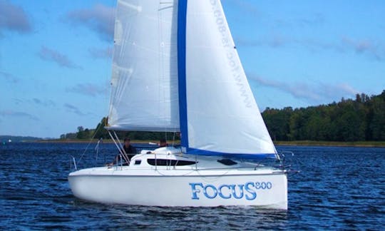 ''Focus 800'' Cruising Monohull Charter in Giżycko