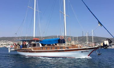 Daily Sailing Gulet Trips for 10 Person in Muğla, Turkey