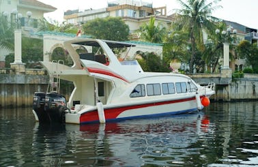 Charter Lumba - Lumba Passenger Boat in Pademangan, Indonesia