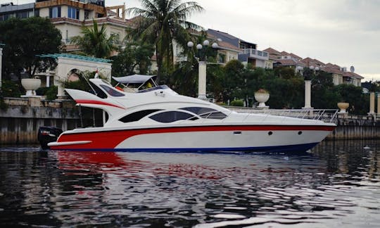 Charter Miss Lee Motor Yacht in Pademangan, Indonesia