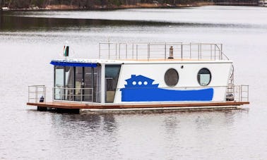 Houseboat "Deluxe M2" Charter in Jyväskylä, Finland