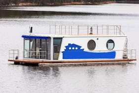 Houseboat "Deluxe M2" Charter in Jyväskylä, Finland