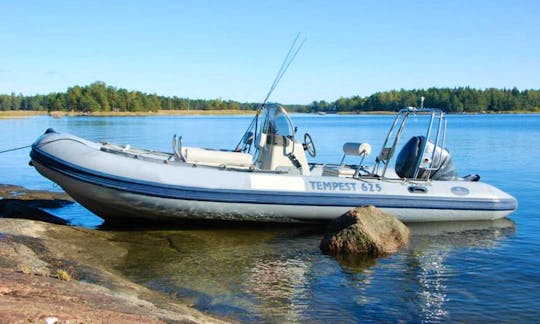 Tempest 625 Rigid Inflatable Boat with 200 hp Yamaha outboard in Kotka