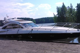 Charter 54' Sunseeker Camargue Motor Yacht in Tampere, Finland