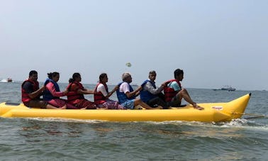 Faites une promenade en bateau banane à Malvan, en Inde