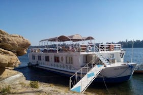 Charter a Houseboat in Sheyakhah Thaneyah, Egypt