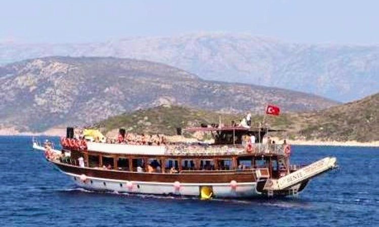 Lady Bente Yachting Daily Tours In Cesme Getmyboat