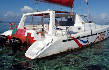 Charter a Cruising Catamaran in Rivière Noire, Mauritius