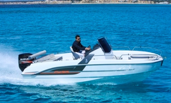 Rent 2016 Beneteau Flyer 6.6 Spacedeck In Torroella De Montgrí, Cataluña