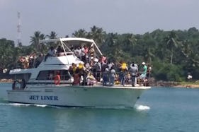 Charter Jet Liner Motor Yacht in Weligama, Sri Lanka