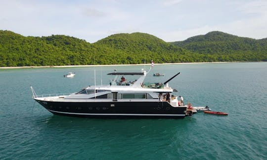 Charter a Motor Yacht in Tambon Bang Pla Soi, Thailand