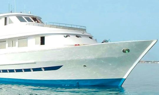 Experience Luxury on a Motor Yacht in Red Sea Governorate, Egypt