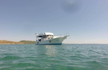 Charter a Motor Yacht in Balıkesir, Turkey
