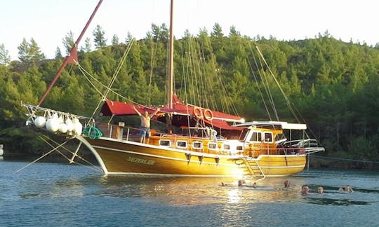 Alugue um gulet para 12 pessoas em Muğla, Turquia, para passear