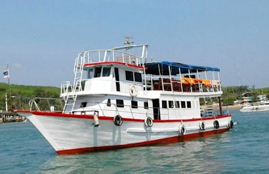 Charter a Passenger Boat in Tambon Karon, Chang Wat Phuket