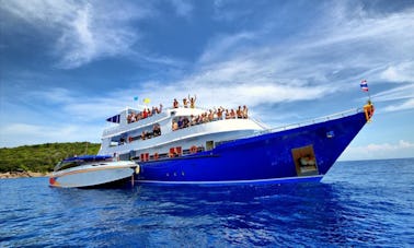 Motor Yacht for Scuba Diving in Phang nga