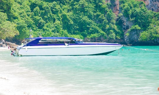 Kessara 12 docked in front of Monkey beach at Phi Phi island