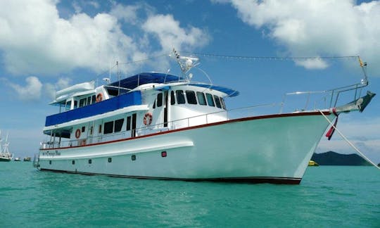 M / V Orange Blue Dive Boat in Khao Lak