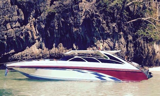 Louer un yacht à moteur dans les îles Similan, Phang-nga