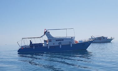 Memorable Tour on the famous Red Sea Aboard this 10 People Motor Yacht!