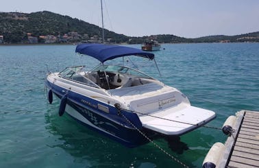 20' Crowline Power Boat Rental in Tisno, Croatia