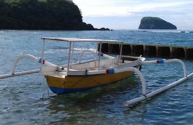 Have a Boat Day on a Traditional Boat Charter in Manggis, Bali