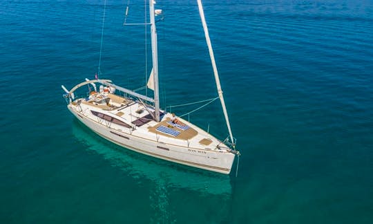 Charter 53' Jeanneau Cruising Monohull in Split, Croatia