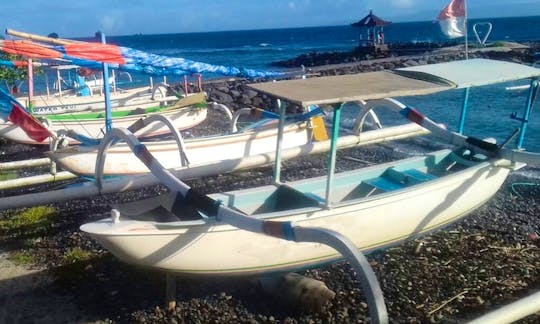 Spend a Day on a Traditional Boat in Manggis, Bali