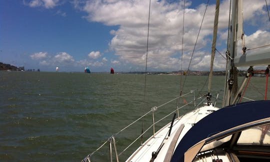 Charter a Purusha Cruising Monohull in Lisboa, Portugal