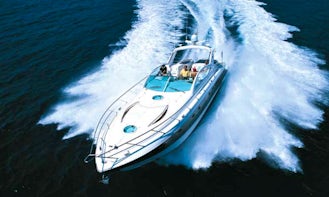 Charter 52' Fairline Targa Yacht in Tourlos, Greece
