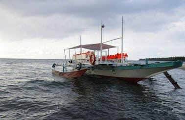 Charter a Traditional Boat in Dauin, Philippines