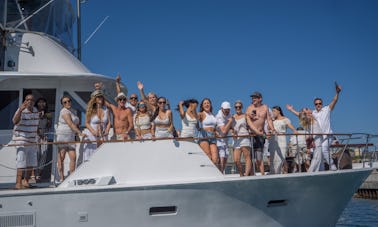 Location de yacht certifié par la Garde côtière pour 80 passagers à Newport Beach