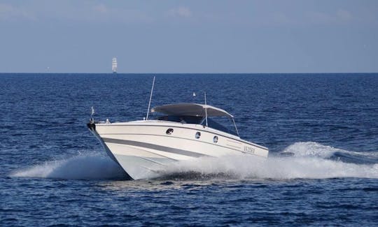 Louer un yacht à moteur à Monte Argentario, Italie