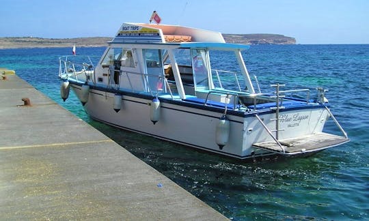 Charter 40' Blue Lagoon Cuddy Cabin in Ix-Xewkija, Malta