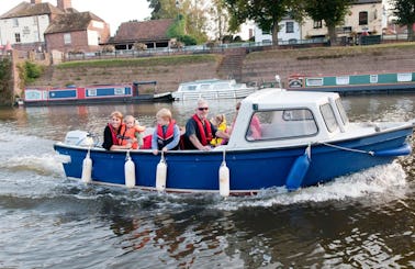 Severn Expeditions Day Boat Hire